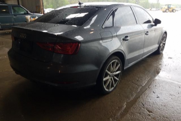 фото Audi A3 Premium