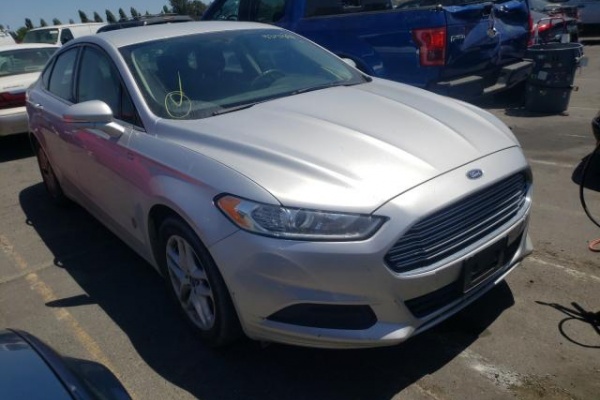 фото Ford Fusion SE