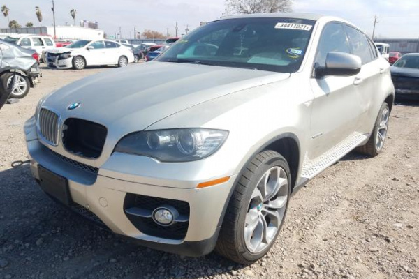 фото BMW X6 XDRIVE50I