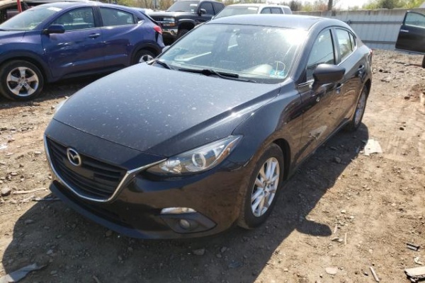 фото Mazda 3 TOURING