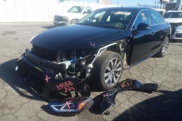 фото Audi A4 Premium