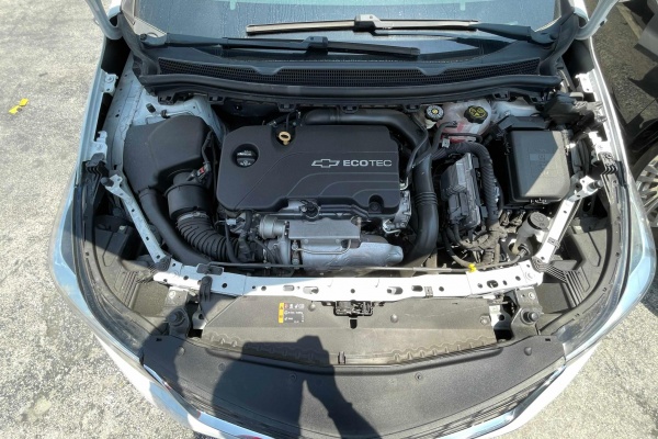 фото Chevrolet Cruze LS