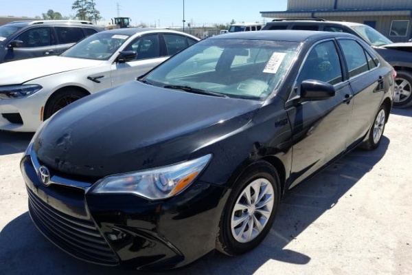 фото Toyota Camry HYBRID