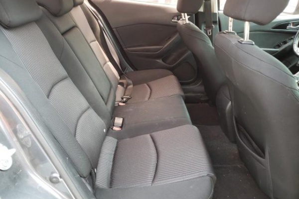 фото Mazda 3 TOURING