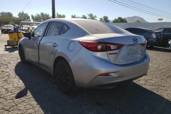 фото Mazda 3 SPORT