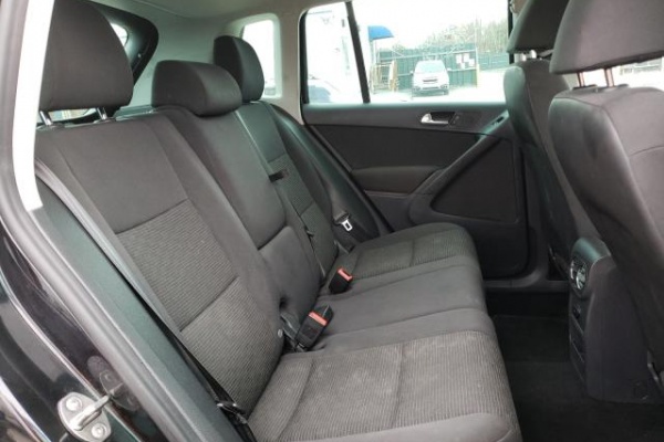 фото Volkswagen Tiguan S