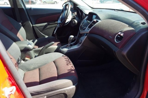 фото Chevrolet Cruze LT