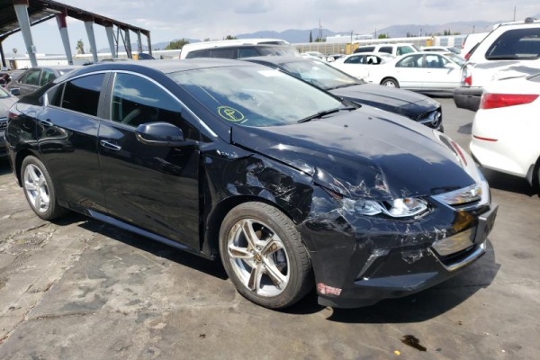 фото Chevrolet Volt LT