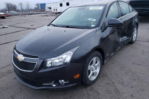 фото Chevrolet Cruze LT