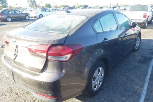 фото Kia FORTE EX