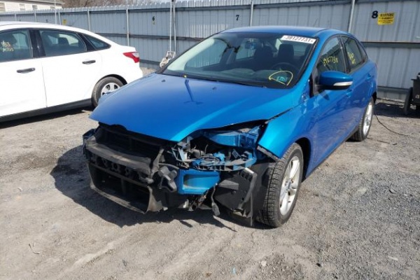 фото Ford Focus SE