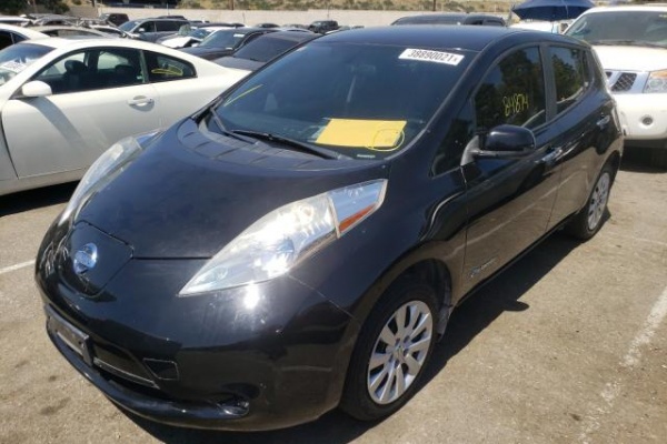 фото Nissan Leaf S