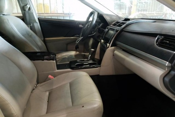 фото Toyota Camry L