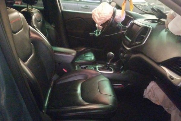 фото Jeep Cherokee TRAILHAWK