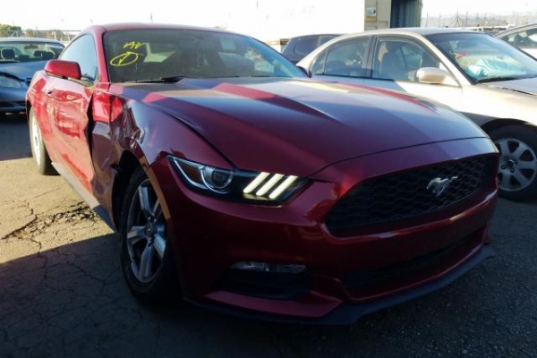 фото Ford Mustang