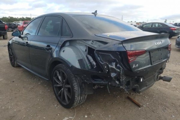 фото Audi A4 Premium Plus