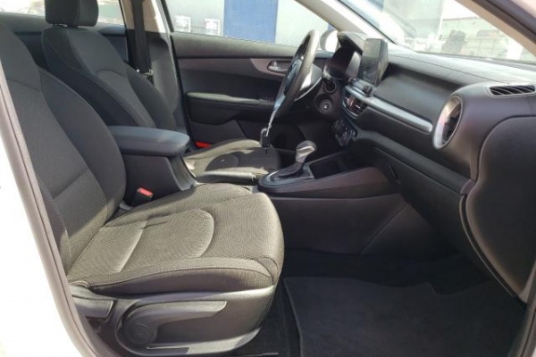 фото Kia FORTE EX