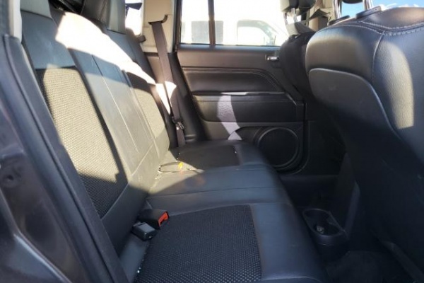 фото jeep COMPASS LATITUDE