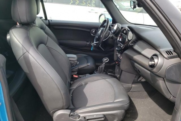 фото Mini COOPER S