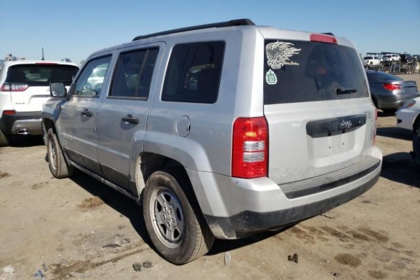 фото jeep PATRIOT SPORT