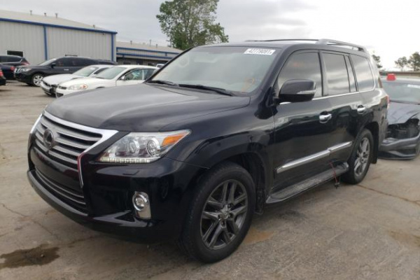 фото LEXUS LX 570