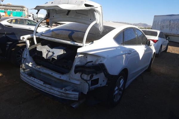 фото Ford Fusion SE