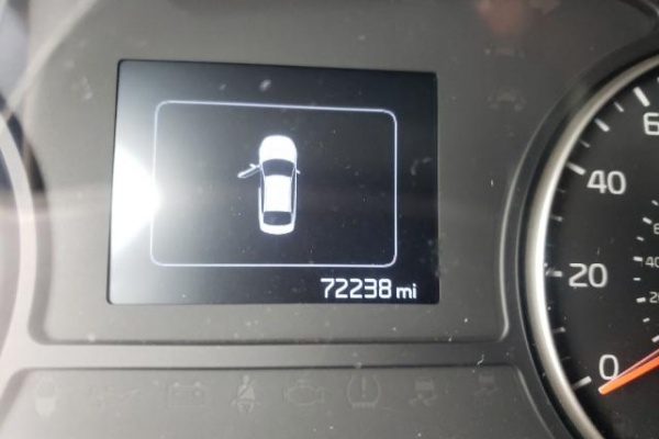 фото KIA Optima LX