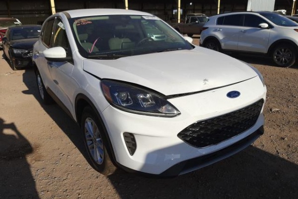 фото Ford Escape SE