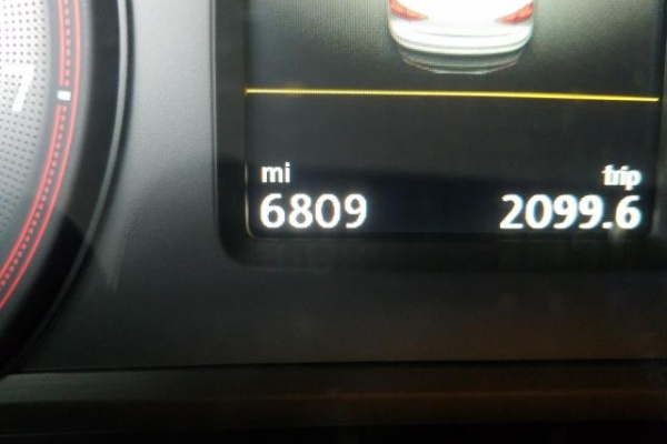 фото Volkswagen Passat R-LINE