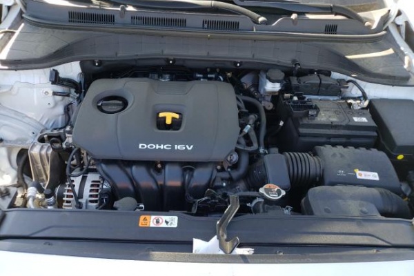 фото Hyundai Kona SE