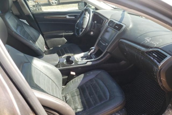 фото Ford Fusion SE HYBRID