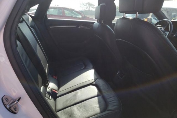 фото Audi A3 Premium