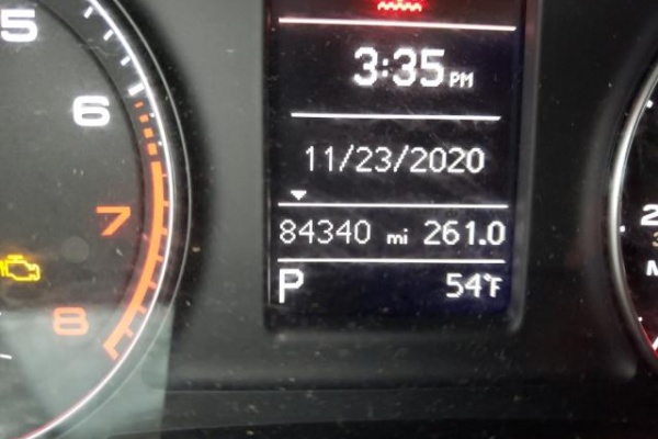 фото Audi Q3 PREMIUM