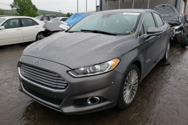 фото Ford Fusion TITANIUM HEV