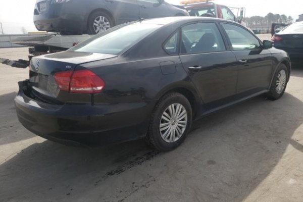 фото Volkswagen Passat S