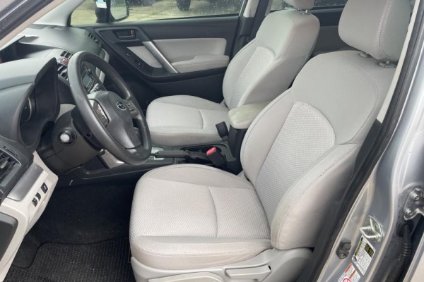 фото Subaru FORESTER 2.5I