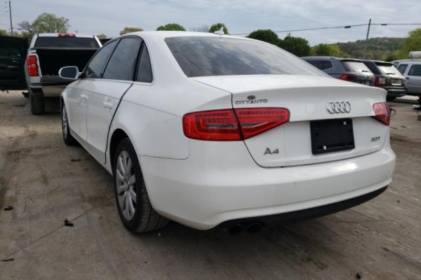 фото Audi A4 Premium