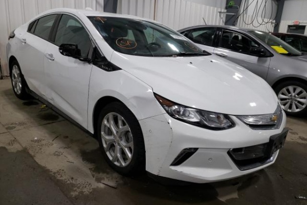 фото Chevrolet Volt PREMIER