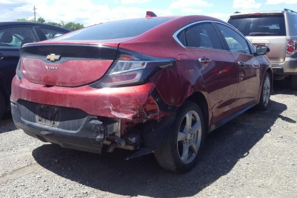 фото Chevrolet Volt LT