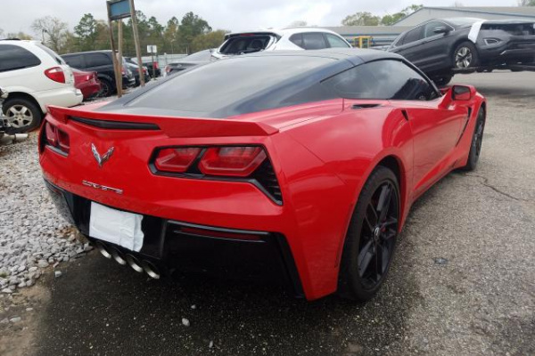 фото CHEVROLET CORVETTE STINGRAY 2LT