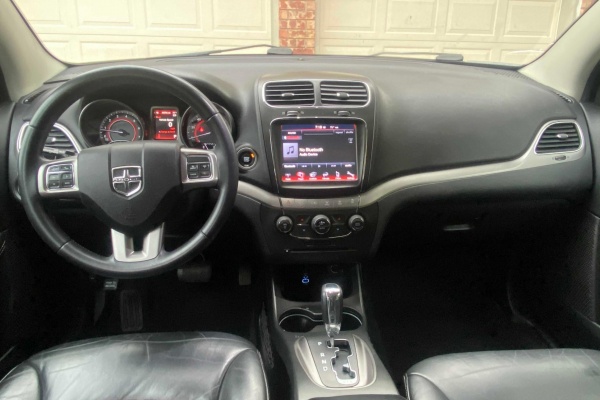 фото Dodge Journey CROSSROAD