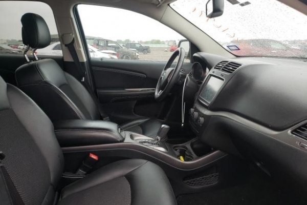 фото Dodge JOURNEY CROSSROAD