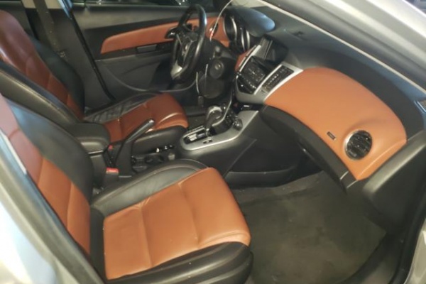 фото Chevrolet Cruze LT