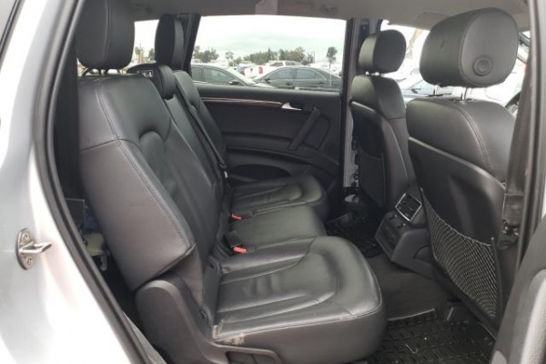 фото Audi Q7 PREMIUM