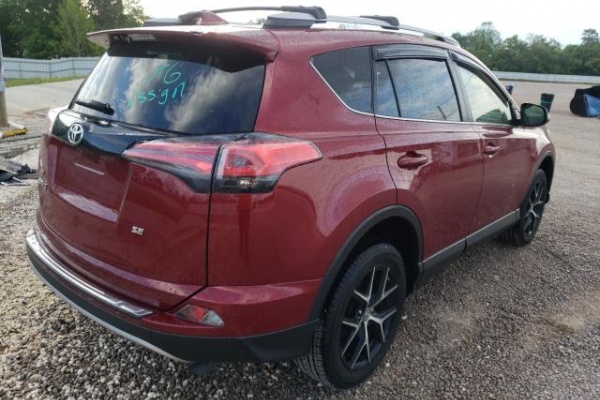 фото Toyota RAV4 LE