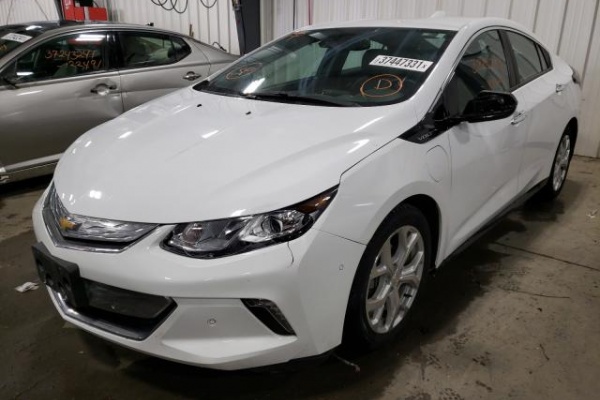 фото Chevrolet Volt PREMIER