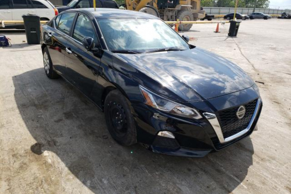 фото Nissan Altima S