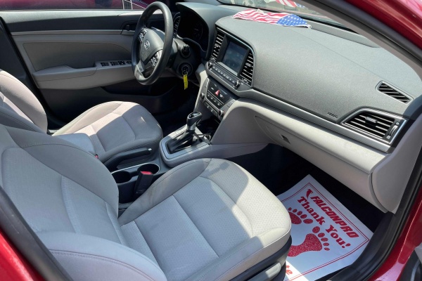 фото Hyundai Elantra SEL