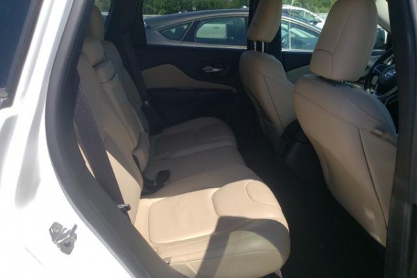 фото jeep CHEROKEE LATITUDE