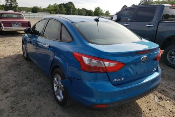 фото Ford Focus SE